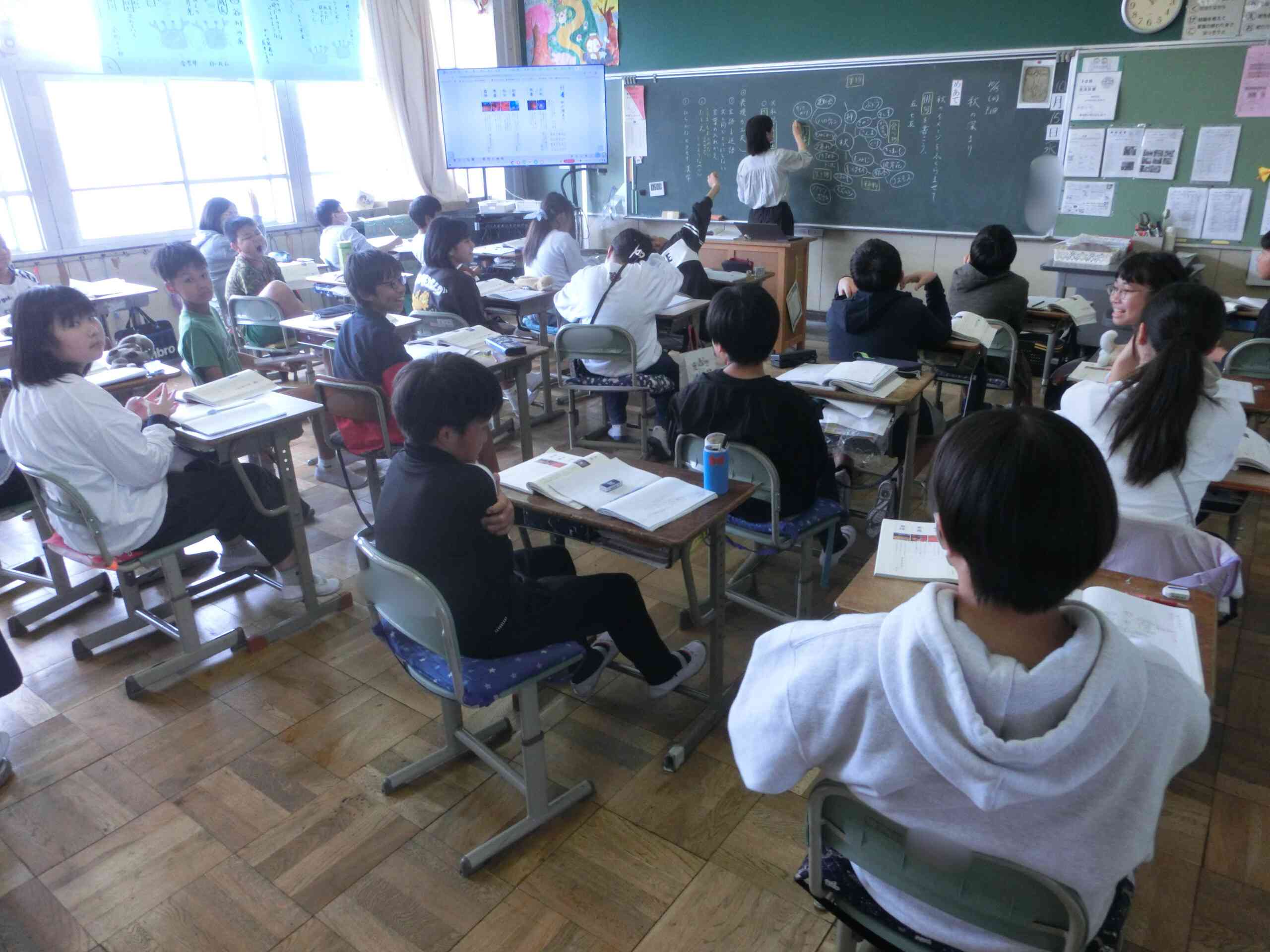 b76c9201-fe23-49aa-a282-8e79485256d8