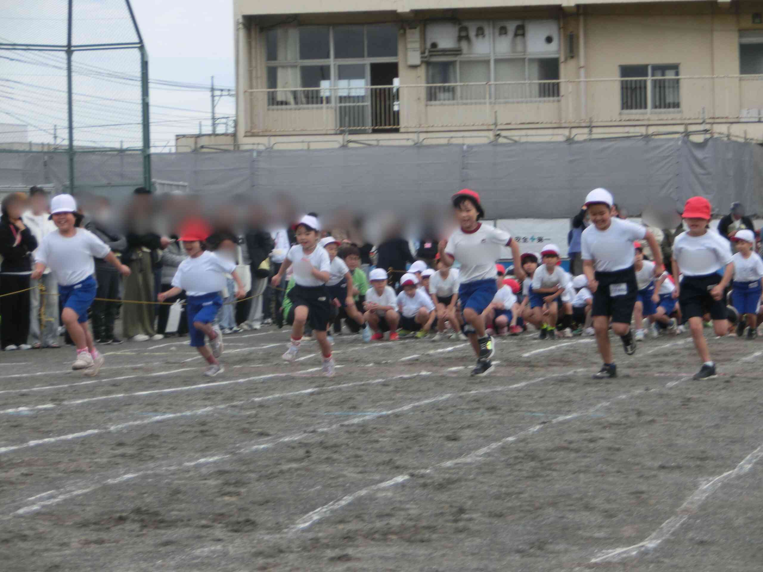 11d885b2-42e4-43ed-816f-42b48d883c47