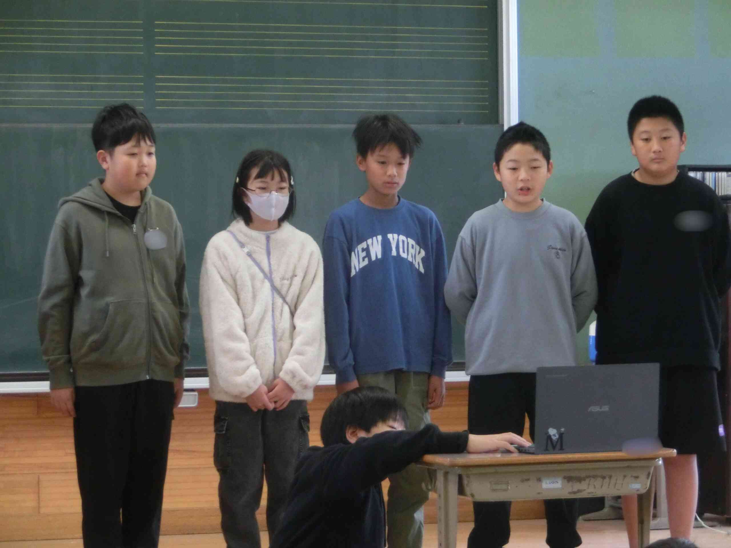 24f18ea5-f304-455e-bf90-3bb5e4b899ce