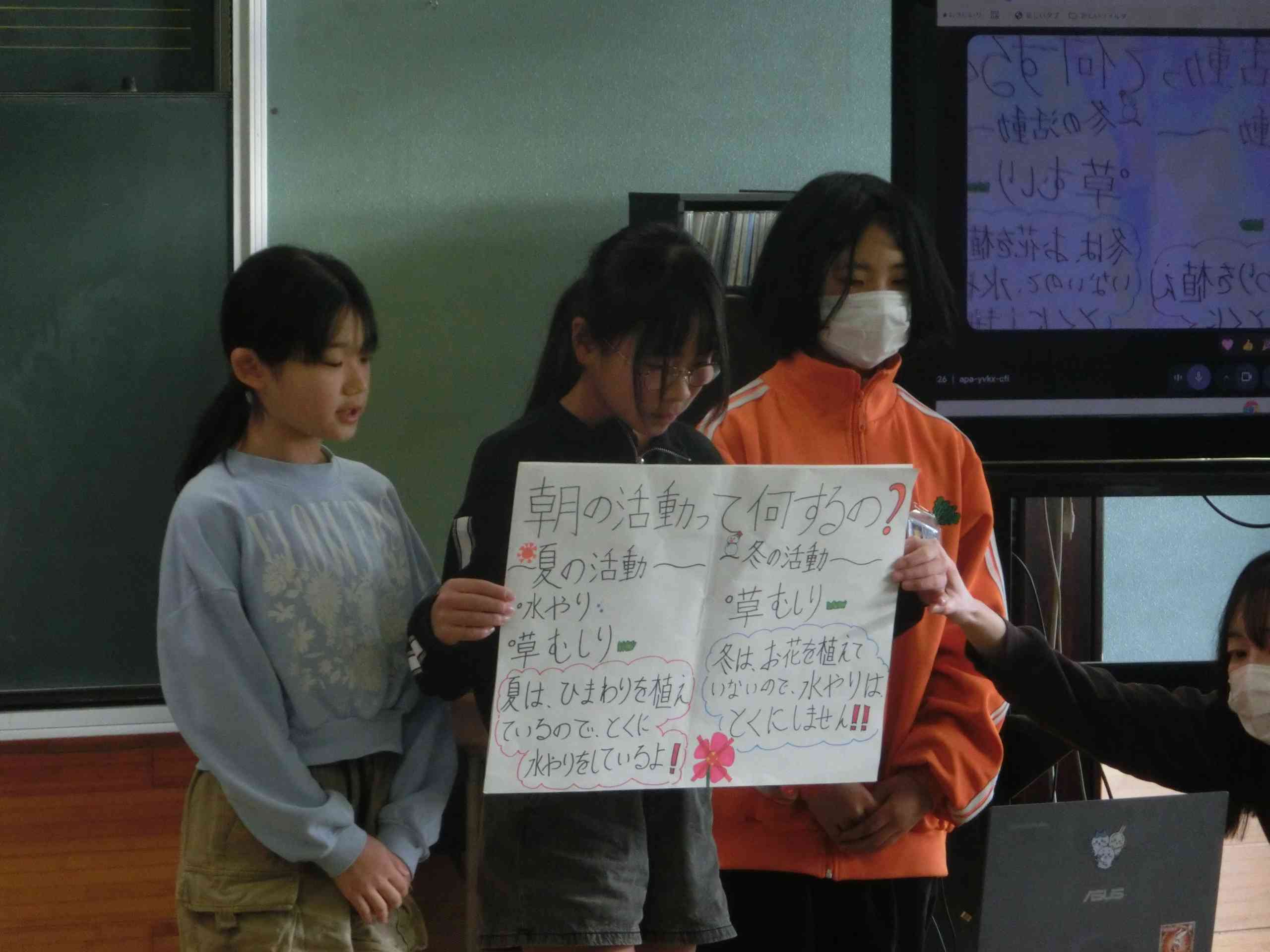 e7d717f6-414a-445b-9962-e16c9c1dd340