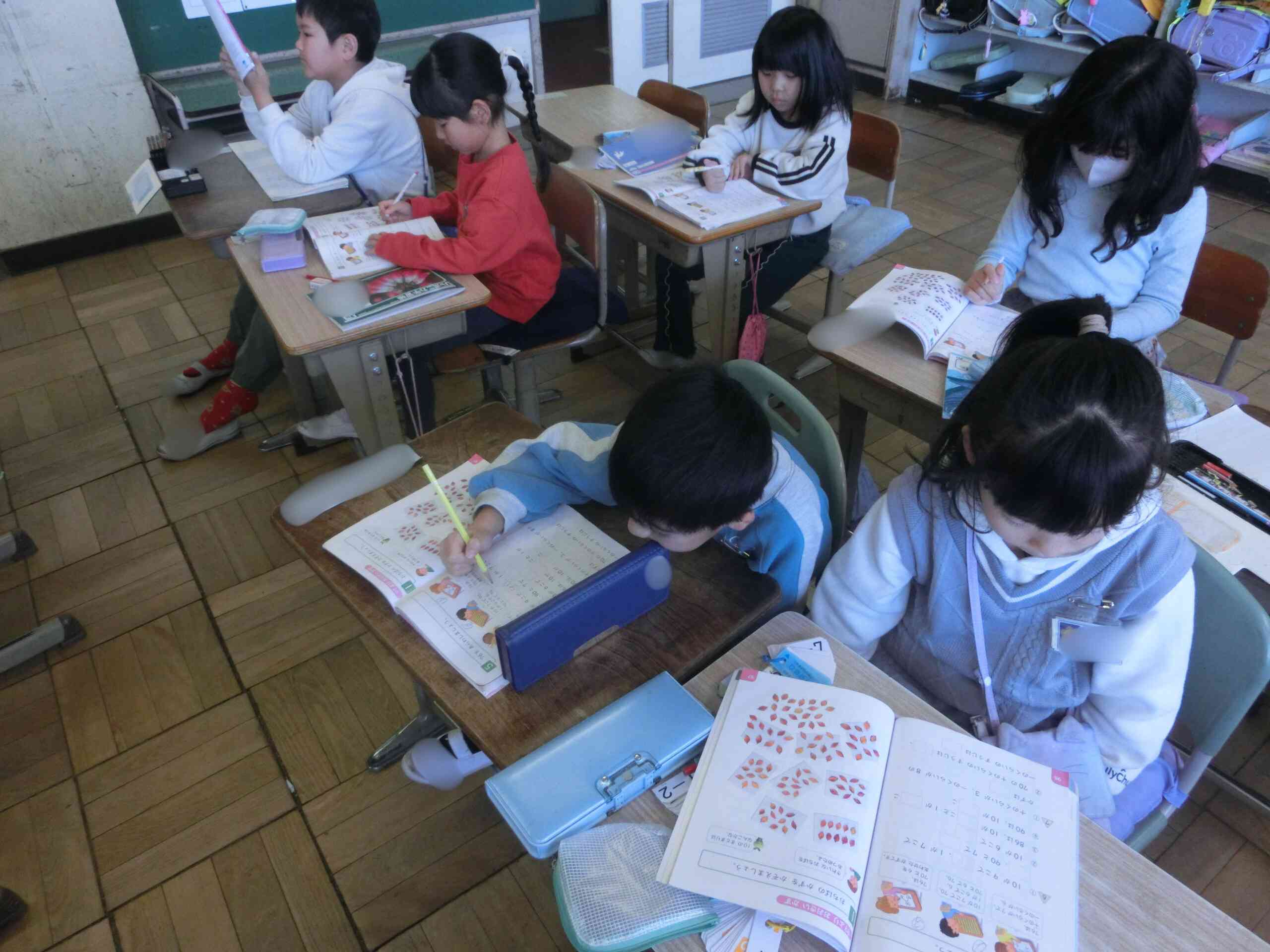 6fb65157-9bf6-4e19-b33c-15788e37489f