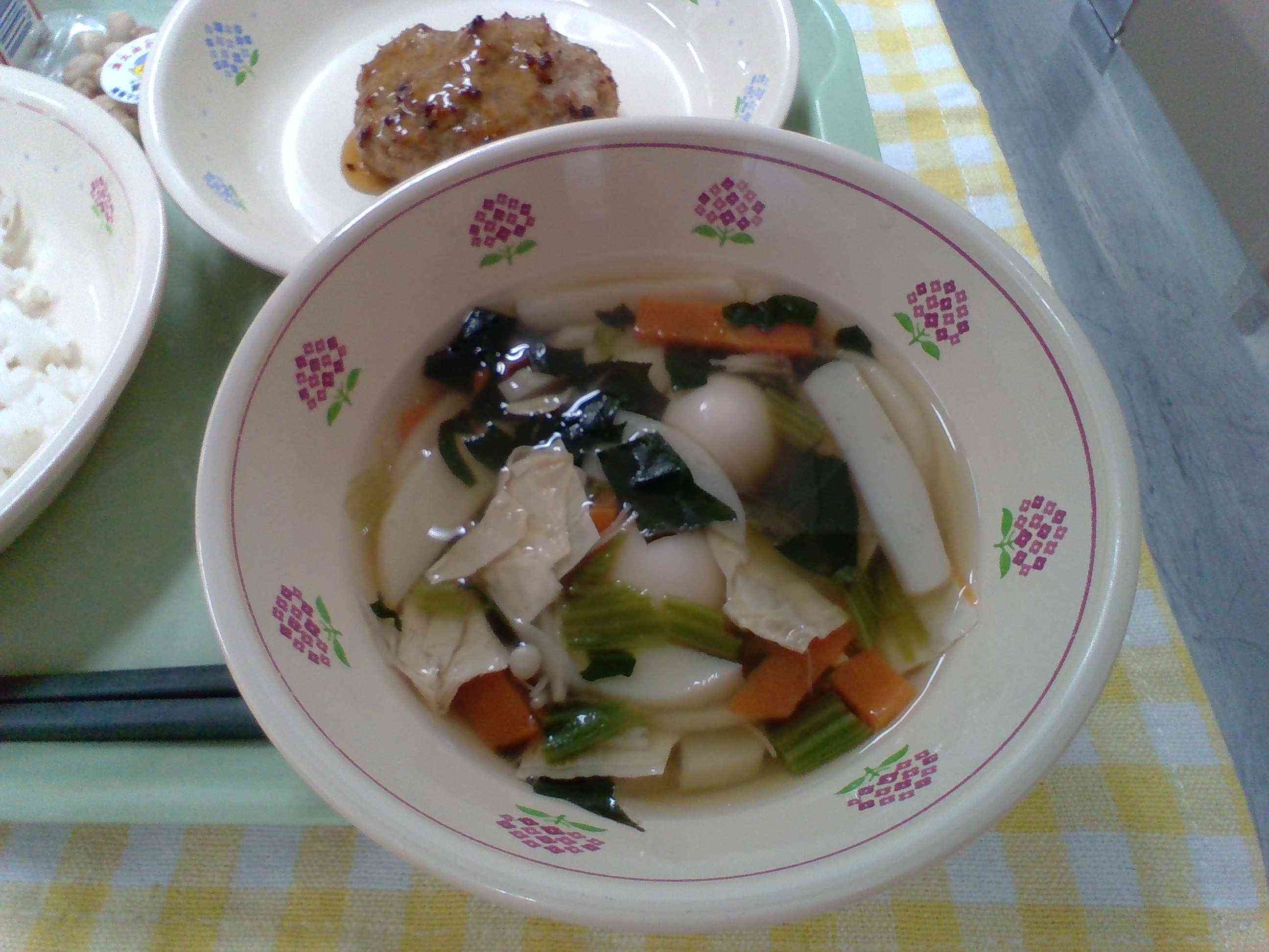 すまし汁（湯葉）