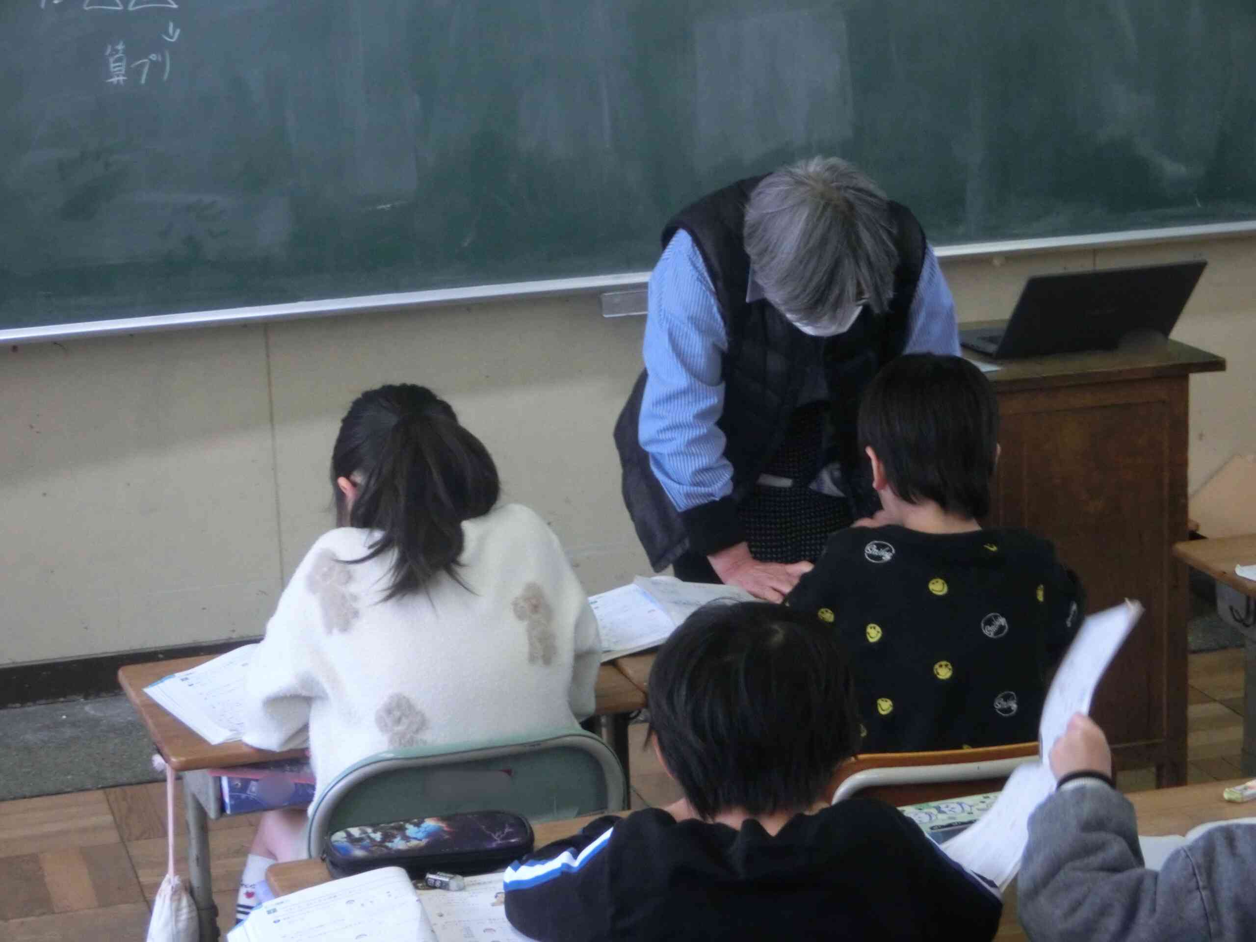 6855ae0a-30de-4b75-a2c8-e6ee839cb7a6