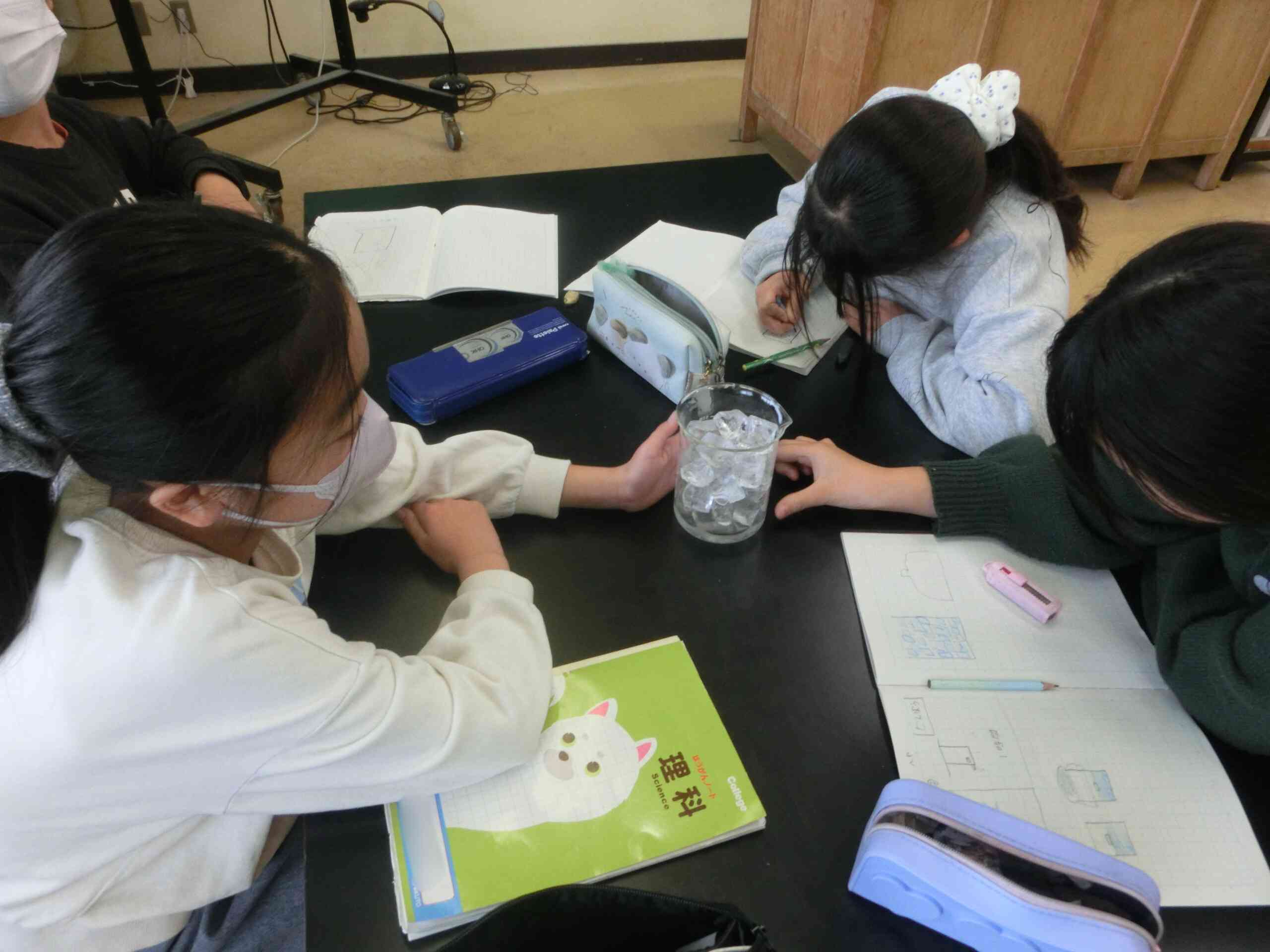 8183df95-ac63-4e06-abbe-232214d1a3e9