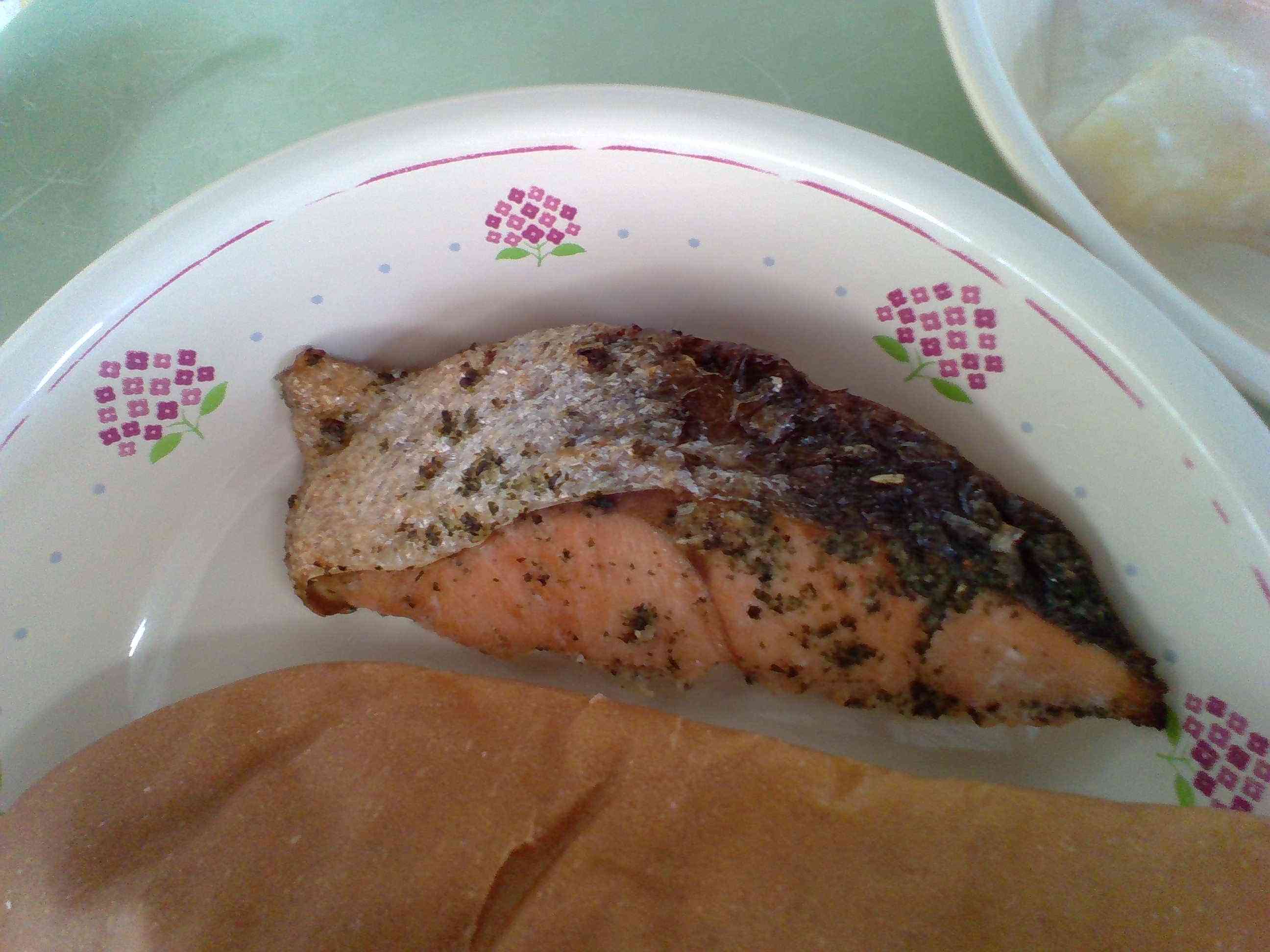 鮭のハーブ焼き