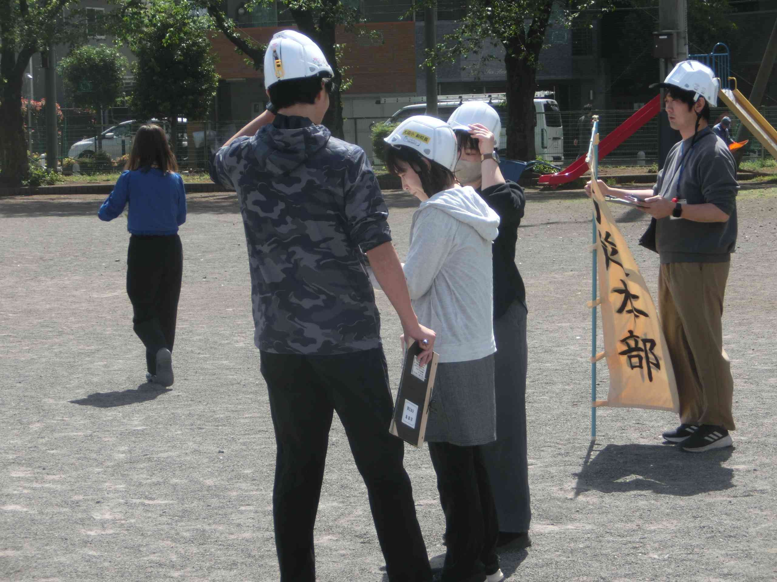 960e85eb-158c-40aa-b966-5960385e6198